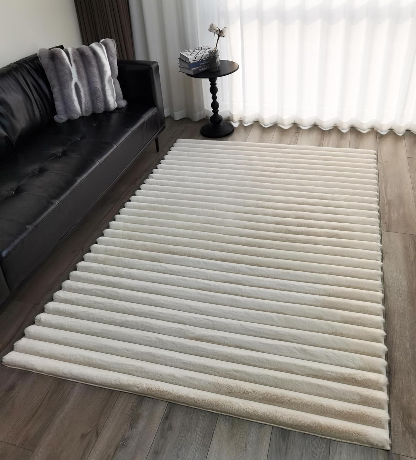 GLORY RUGS Area Rugs Soft Faux Rabbit Fur Rug Plush Carpet Shag Cozy Fluffy Rug Non Slip Rugs, Machine Washable Shaggy Area Rug Bedroom Living Room and Dining Room.