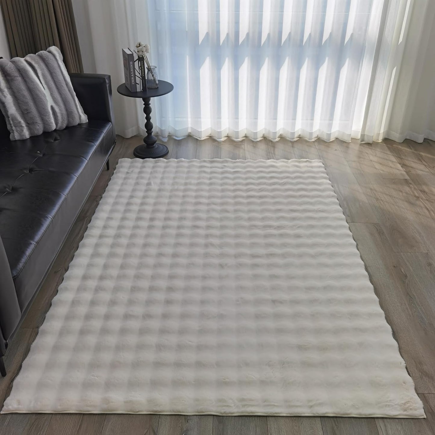 GLORY RUGS Area Rugs Soft Faux Rabbit Fur Rug Plush Carpet Shag Cozy Fluffy Rug Non Slip Rugs, Machine Washable Shaggy Area Rug Bedroom Living Room and Dining Room.